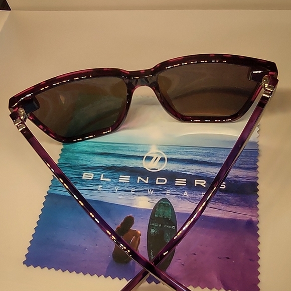 Blenders Eyewear Lady Inferno Buttertron Polarized Sunglasses - Picture 3 of 7